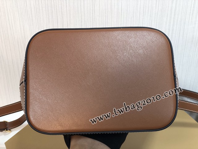 Celine專櫃2023s春夏新品CUIR TRIOMPHE小號繡花光滑牛皮水桶包 賽琳百搭斜挎肩背女包 sldj2433